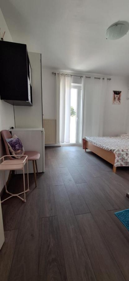 Apartments Villa Milenka Novalja Luaran gambar