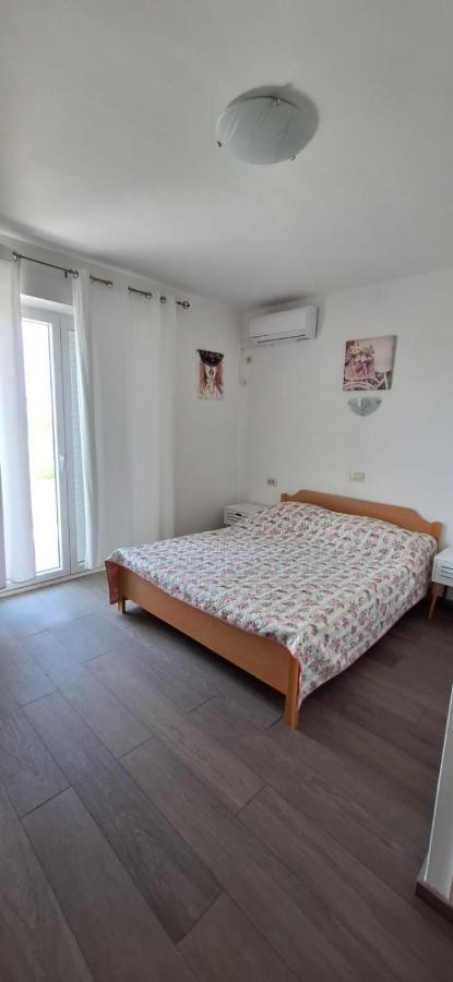 Apartments Villa Milenka Novalja Luaran gambar
