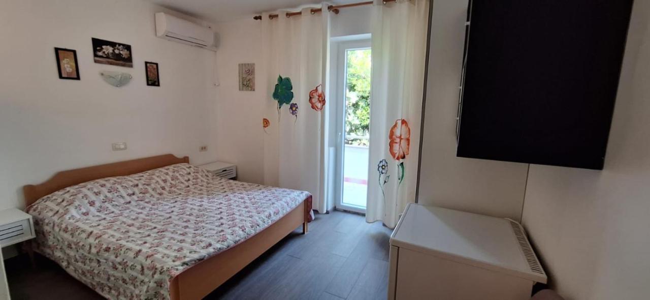 Apartments Villa Milenka Novalja Luaran gambar