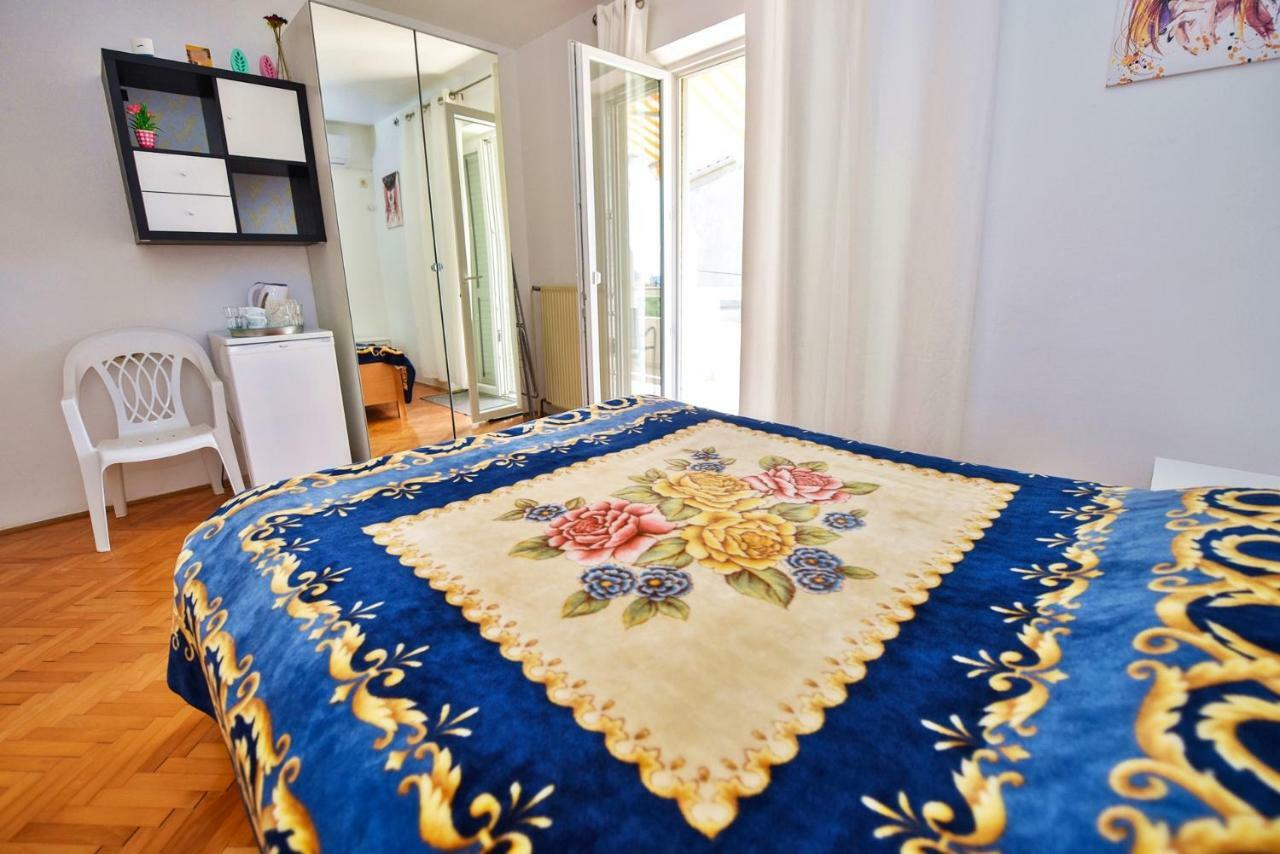Apartments Villa Milenka Novalja Luaran gambar